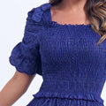 Vestido Feminino Azul Clássico com Gola Quadrada Floreari