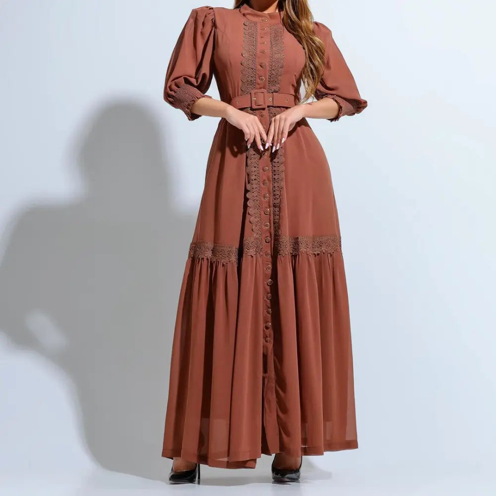 Vestido Melissa Terracota em Musseline com Botões Frontais e Detalhes em Guipir - FL99